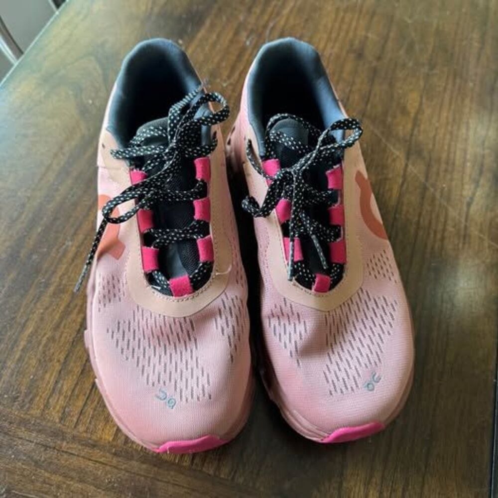 On Cloudmonster Running Shoes size 8 - Picture 2 of 7